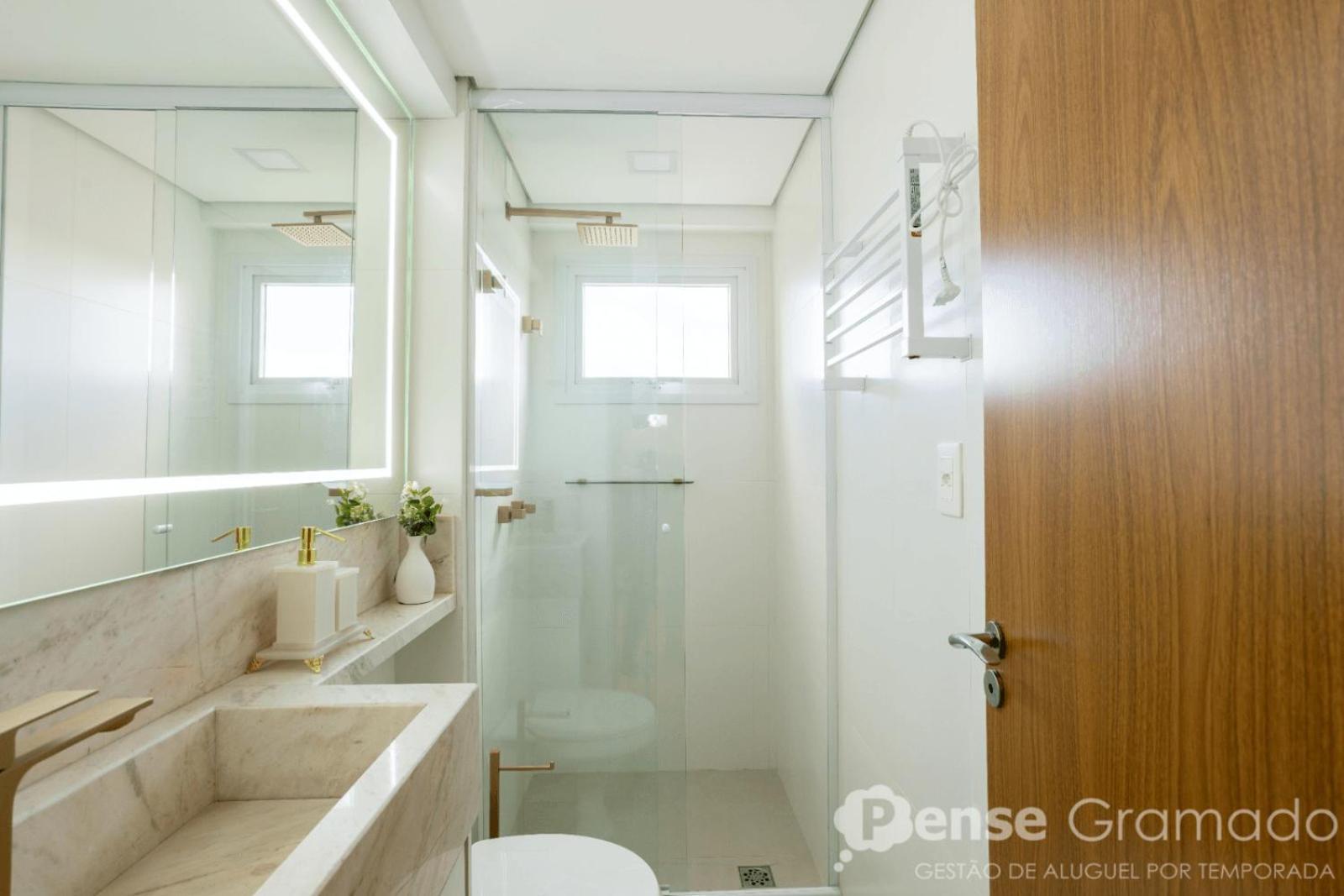 Apartamento 2 Suites - 650M Da Rua Coberta Gramado Zewnętrze zdjęcie